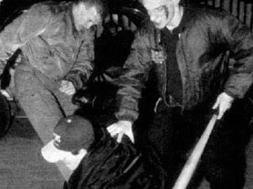 Скинхеды, фото с сайта АнтиСион Скинхеды, фото с сайта АнтиСион